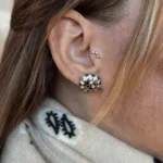 Mozaik Tılsım Küpe, Mineli Taşlı İnci Detaylı El İşi Mikron Kaplama Tasarım