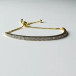 Piramit Mıhlama Modern Tasarım Mikron Kaplama 925 Ayar Taşlı Bileklik